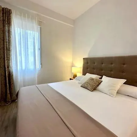 Piso Con Parking Cerca De La Playa En La Malagueta Apartamento